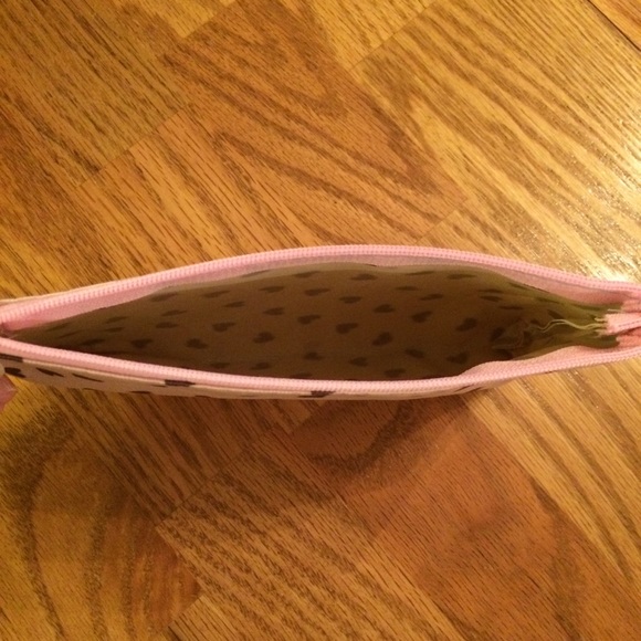 💕Pink & Gray Hearts Cosmetic Bag💕 - Picture 2 of 8